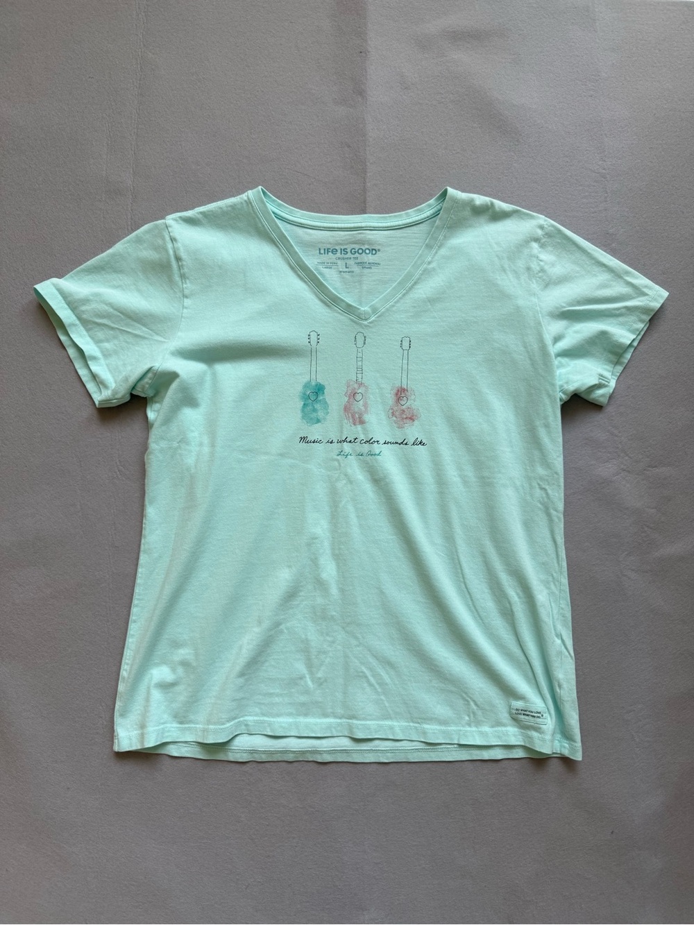 Life Is Good Music is What Color Sounds Like Women’s V-Neck Crusher Tee - Size L